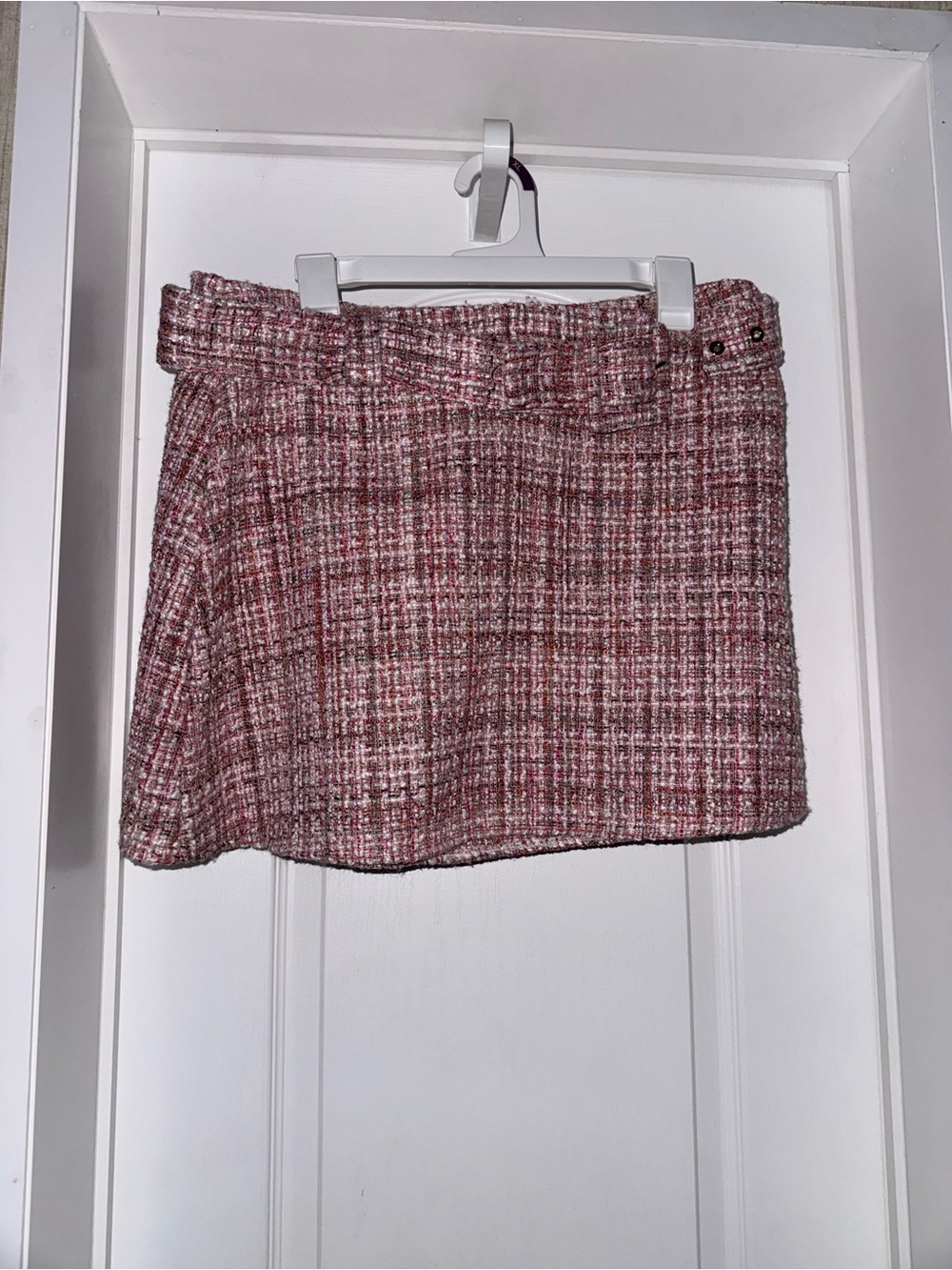 Zara Pink Tweed Mini Skirt with Subtle White Threads